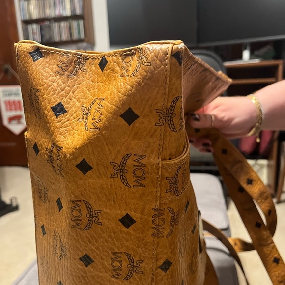 MCM Visetos Shoulder Bag - Picture 7 of 8